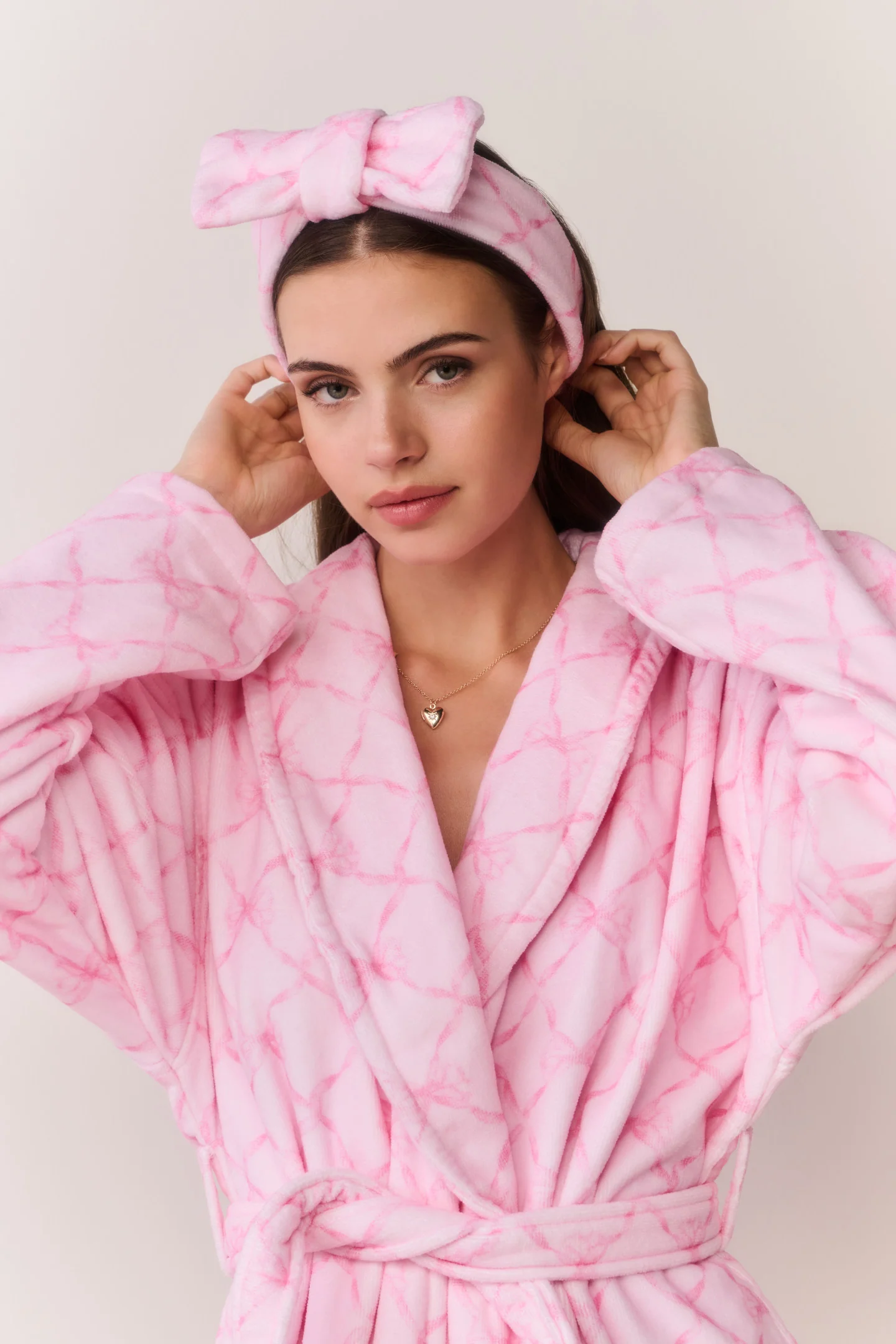 Printed Cotton Face Wash Headband - Image 4