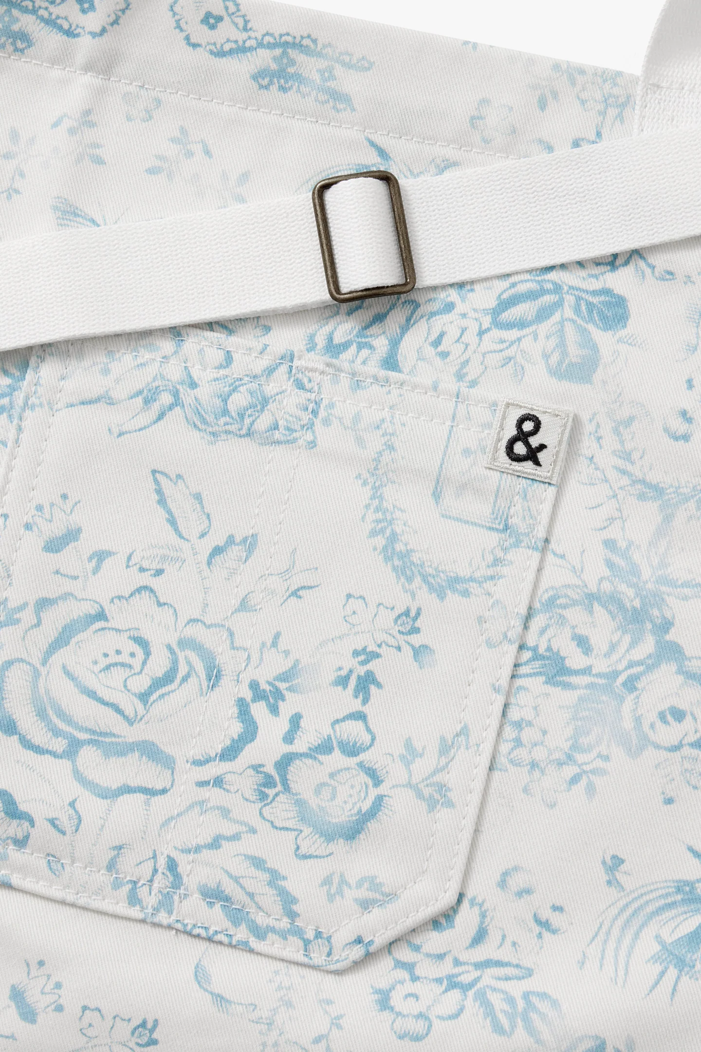LoveShackFancy X Hedley & Bennett Vintage Sea Apron - Image 7