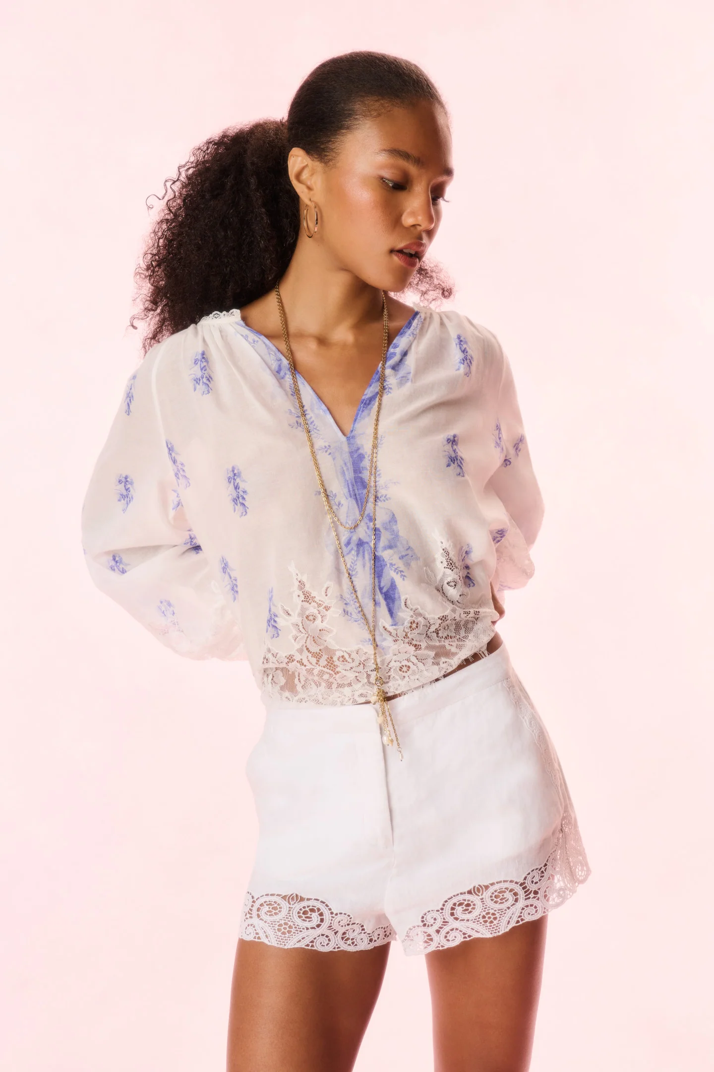 Quindi Linen Crochet Lace Shorts - Image 2