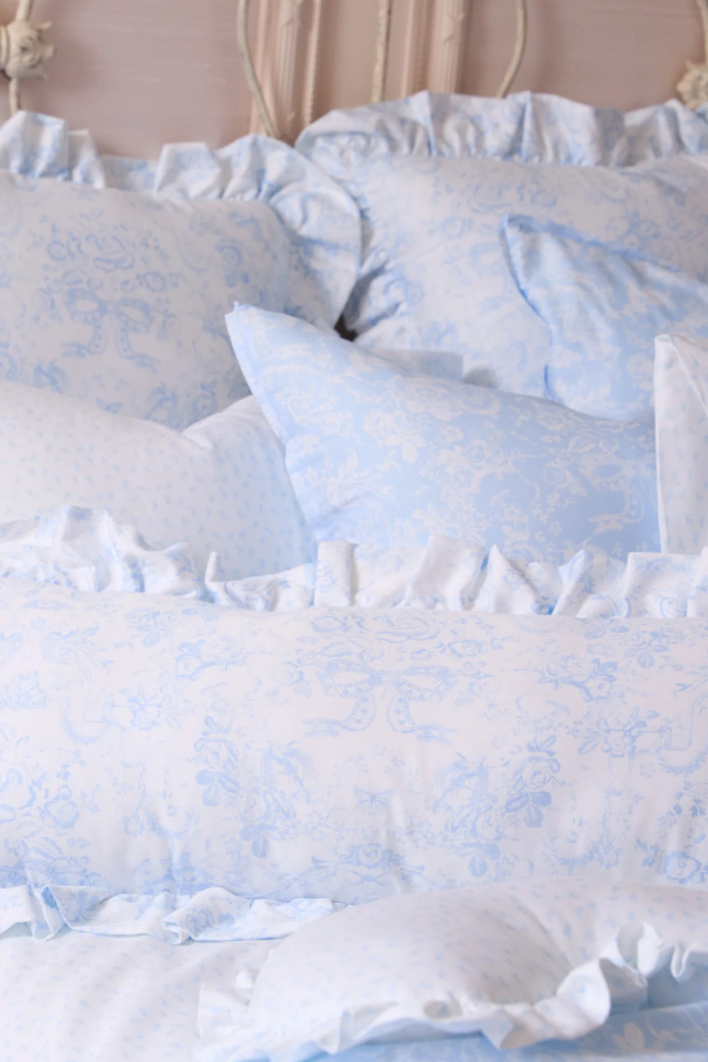 Ruffle Throw Pillow - Image 5