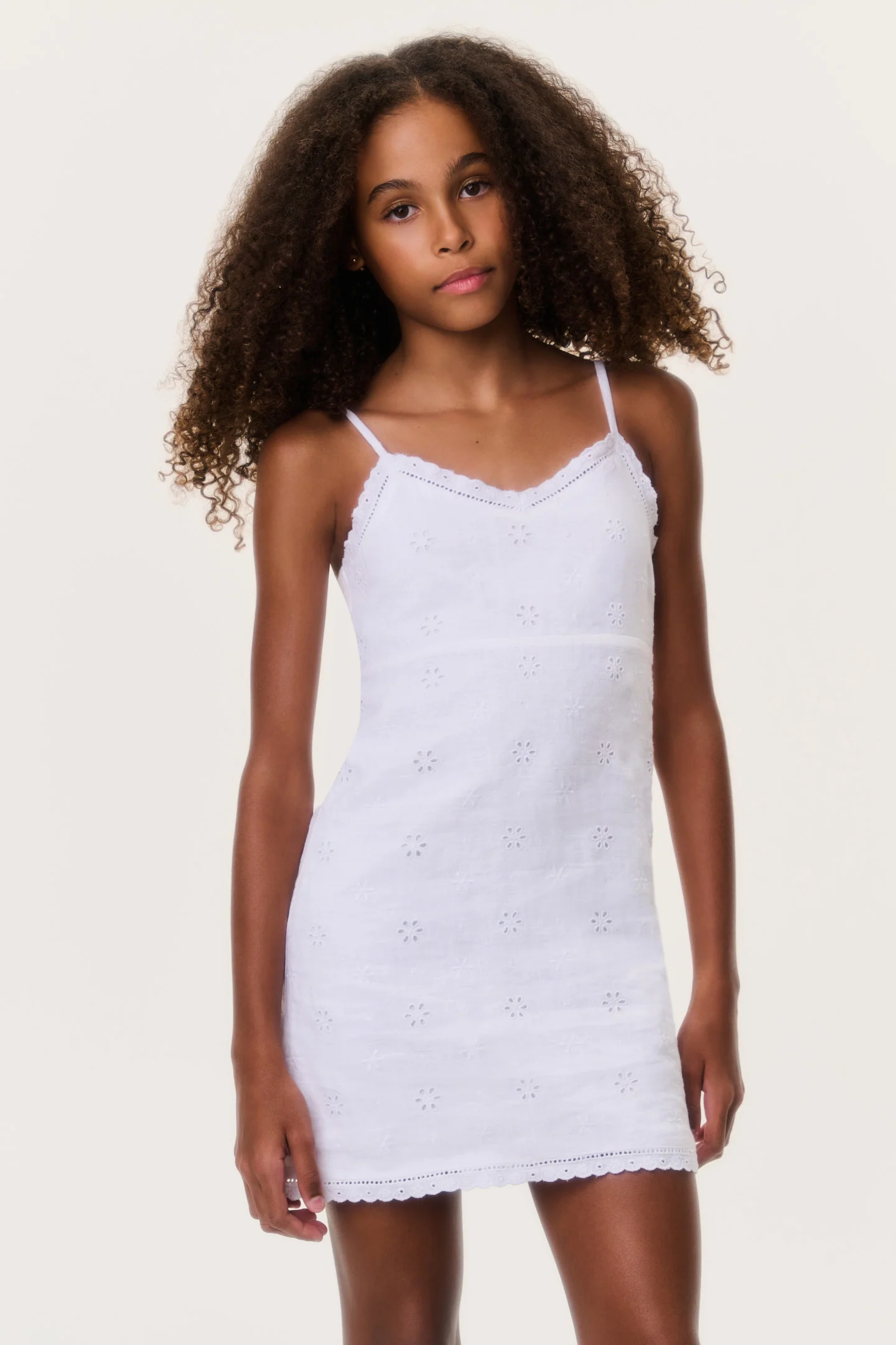 Tween Eyelet Linen Virelai Dress - Image 2